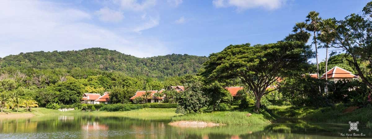 Nai Harn Baan Bua villas
