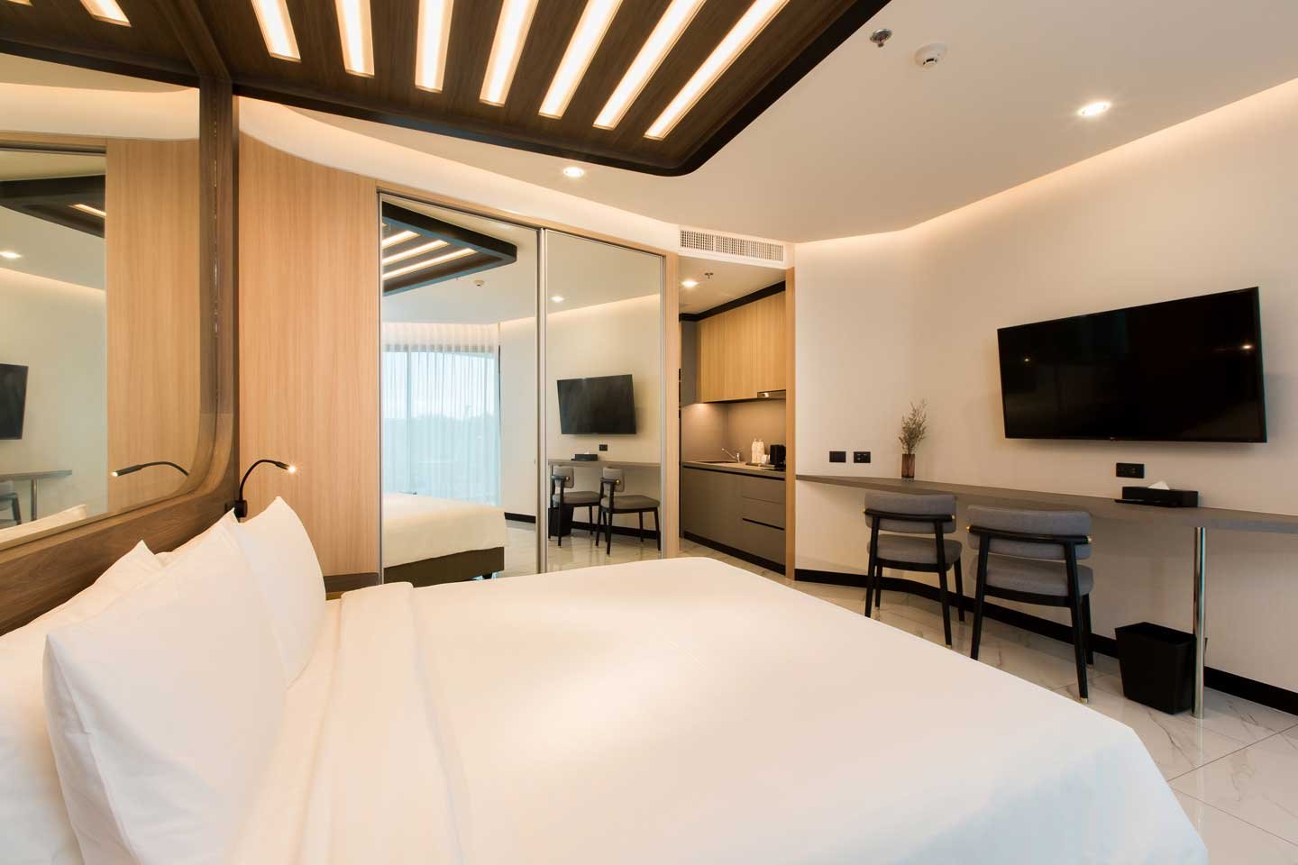 Stylish Studio Apartment at Bangtao Beach