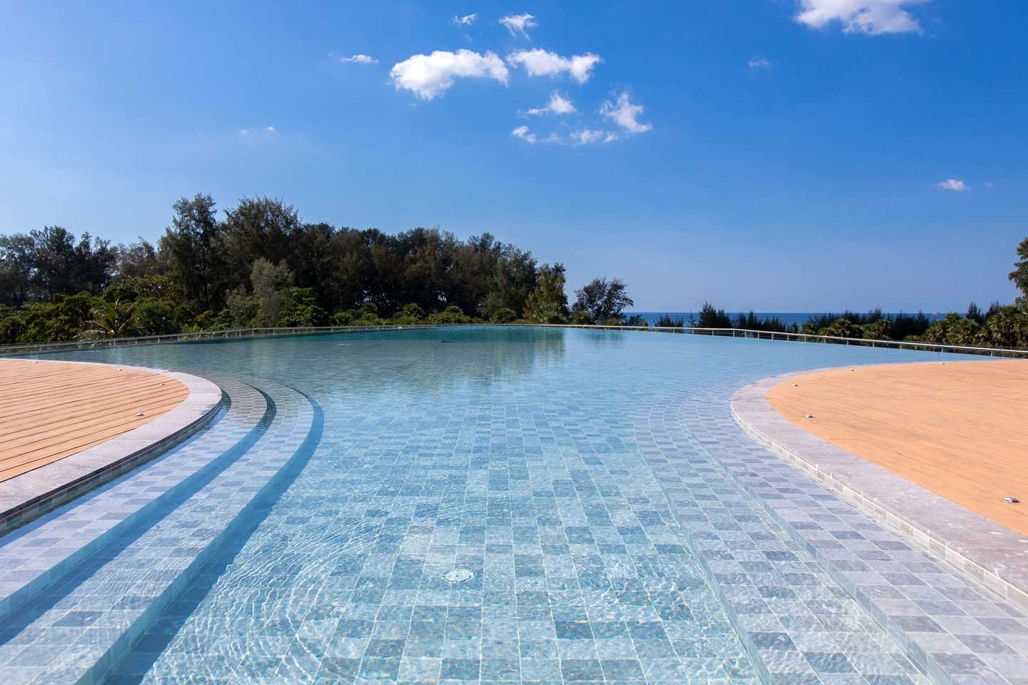 Stylish Studio Apartment at Bangtao Beach