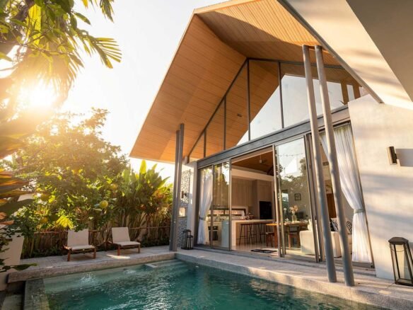 Modern Three-Bedroom Luxury Pool Villa in Cherngtalay