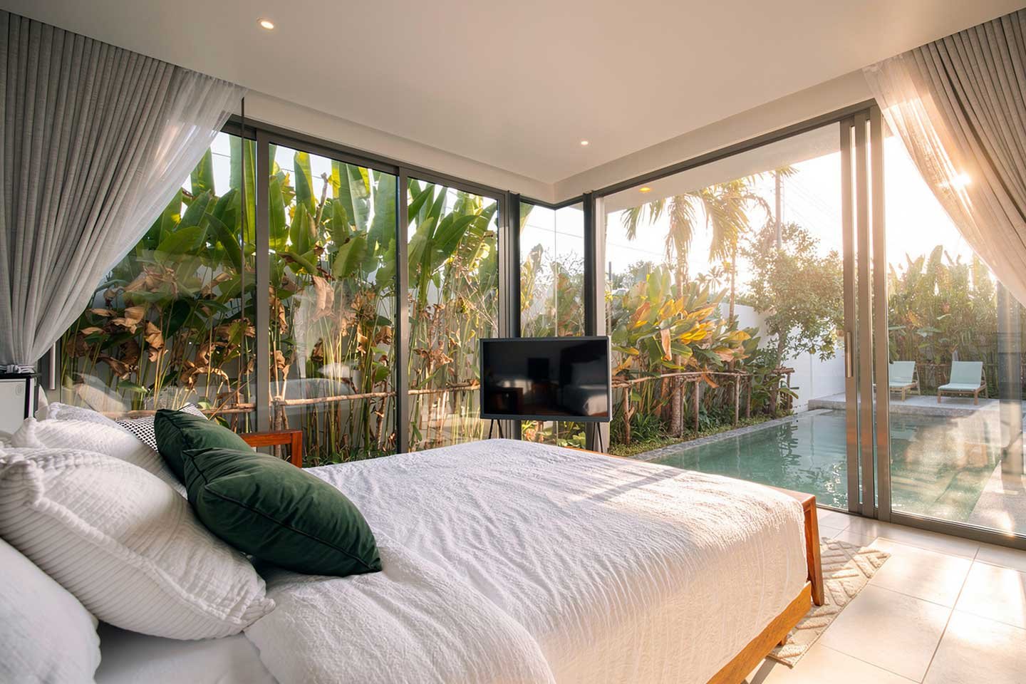 Modern Three-Bedroom Luxury Pool Villa in Cherngtalay