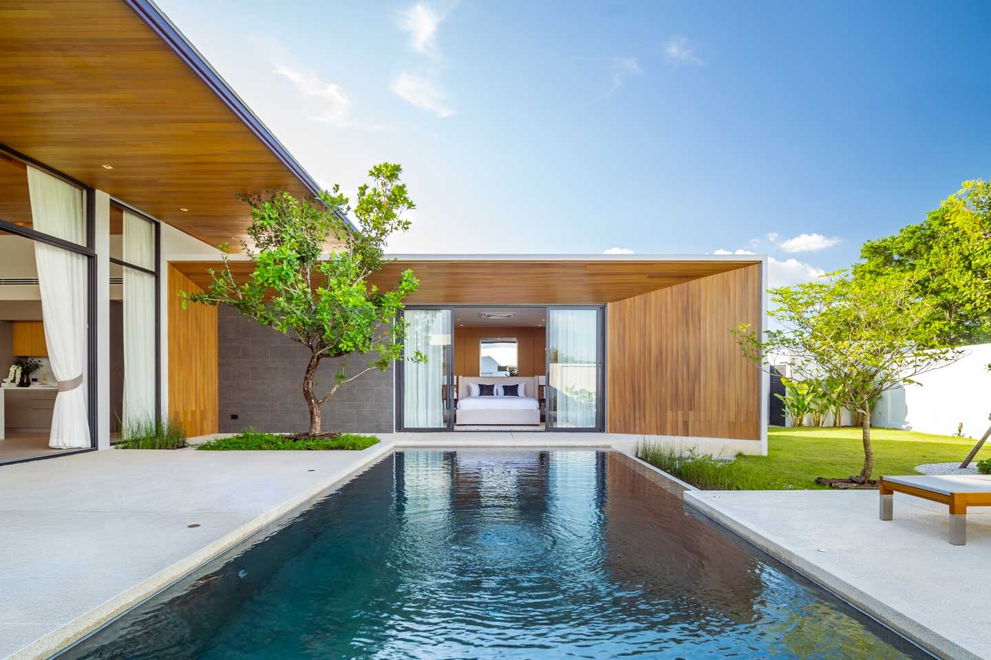 Modern Zen-Style 3-Bedroom Pool Villa with Tranquil Atmosphere in Thalang