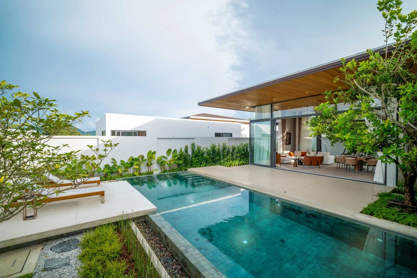 Modern Zen-Style 3-Bedroom Pool Villa with Tranquil Atmosphere in Thalang