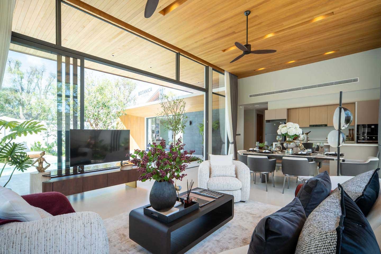 Modern Zen-Style 3-Bedroom Pool Villa with Tranquil Atmosphere in Thalang