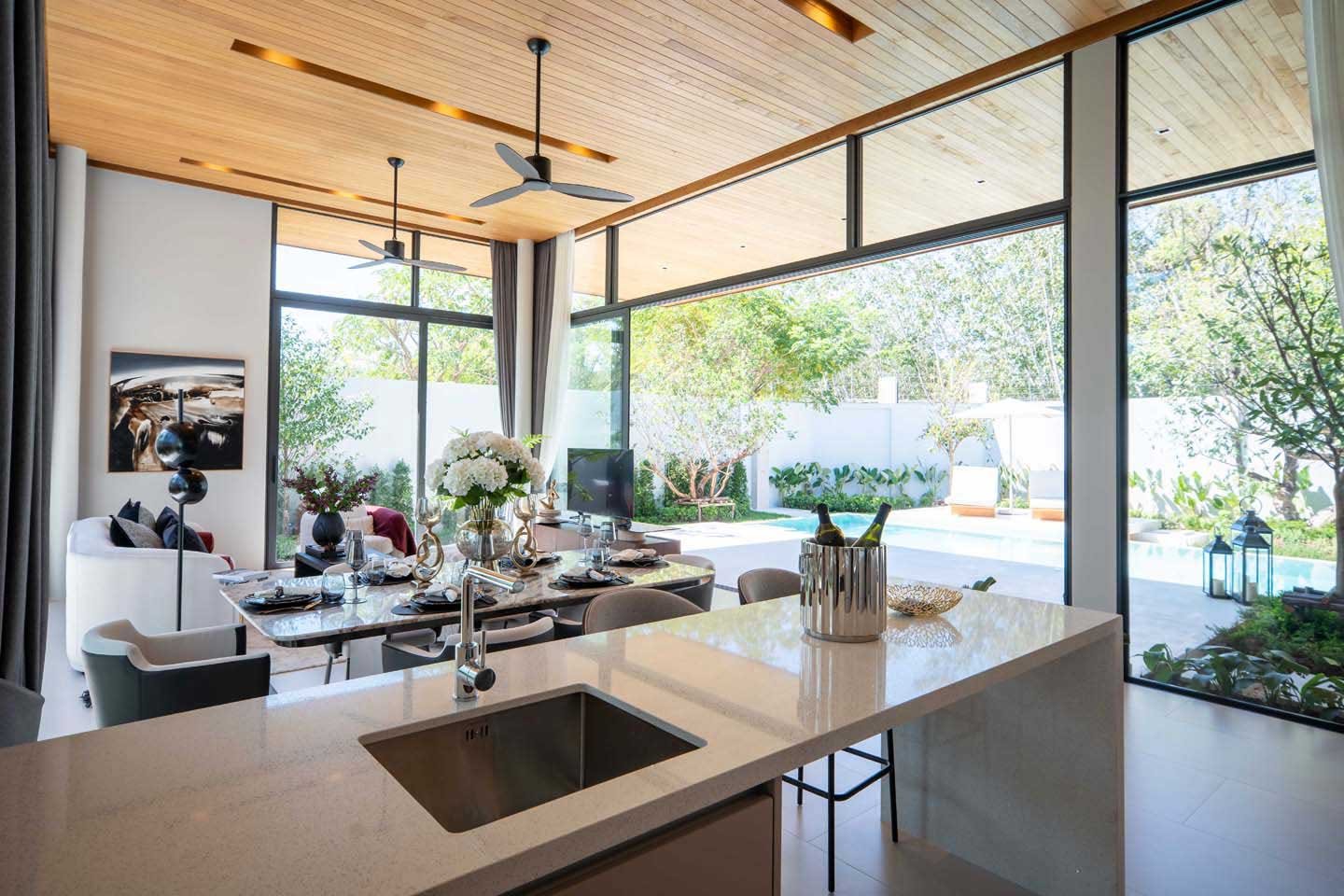 Modern Zen-Style 3-Bedroom Pool Villa with Tranquil Atmosphere in Thalang