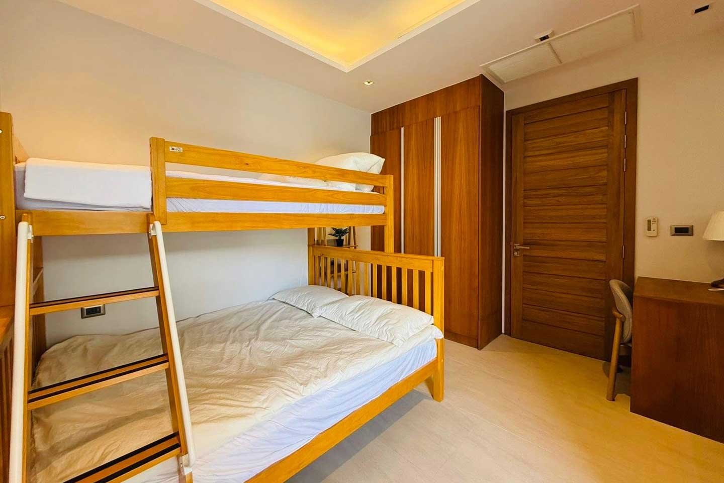 Modern 4-Bedroom Private Pool Villa near Layan Beach