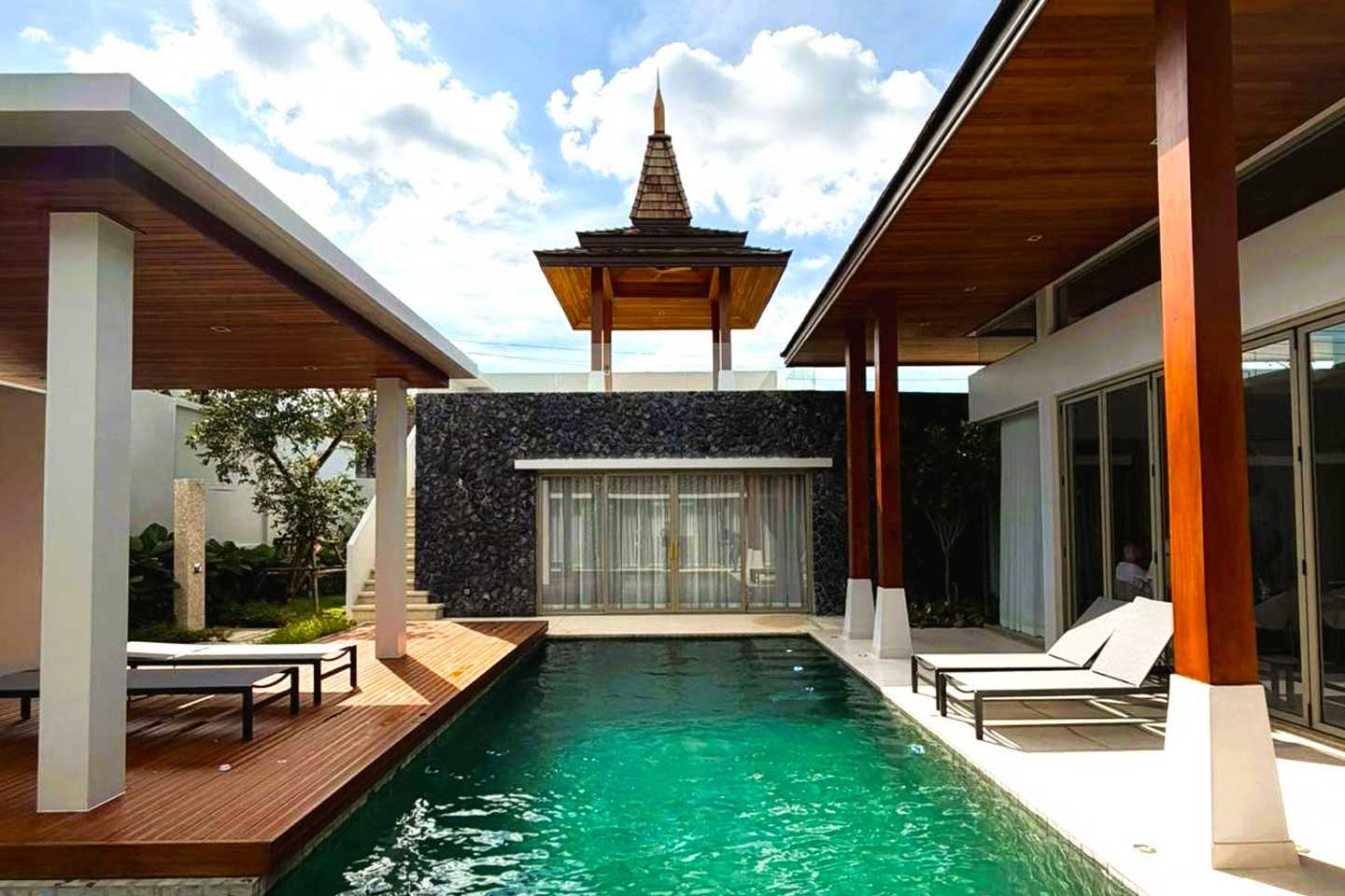 Tropical Balinese 4-Bedroom Private Pool Villa in Si Sunthon