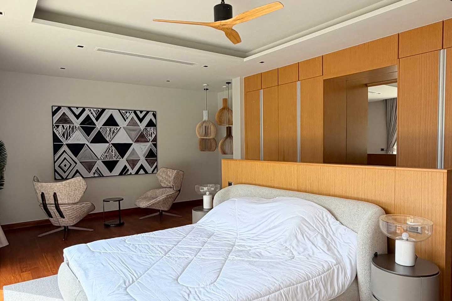 Tropical Balinese 4-Bedroom Private Pool Villa in Si Sunthon