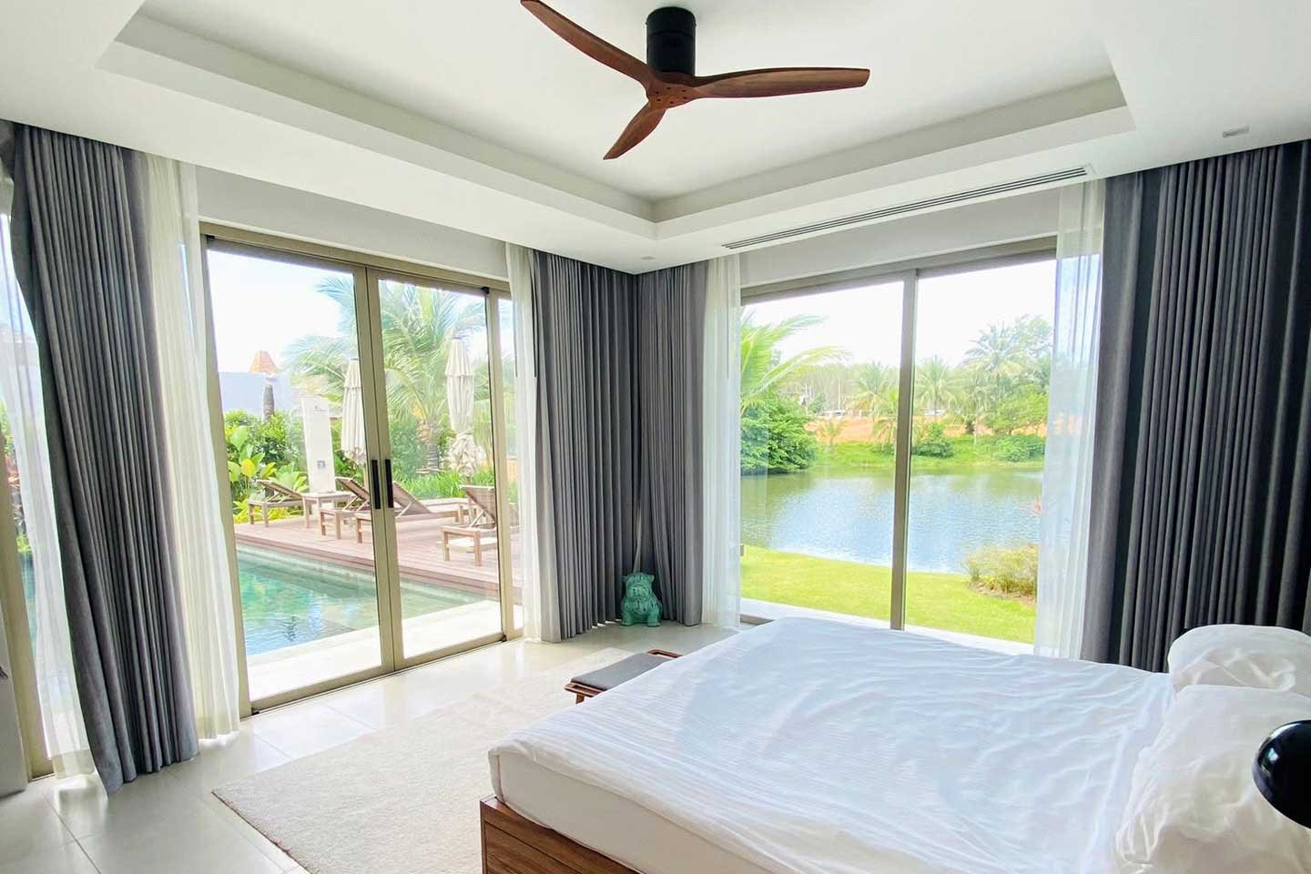 Modern 3-Bedroom Lakeside Private Pool Villa in Cherngtalay