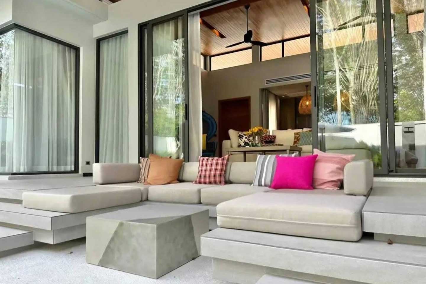 Modern Loft-Style 3-Bedroom Private Pool Villa in Cherngtalay
