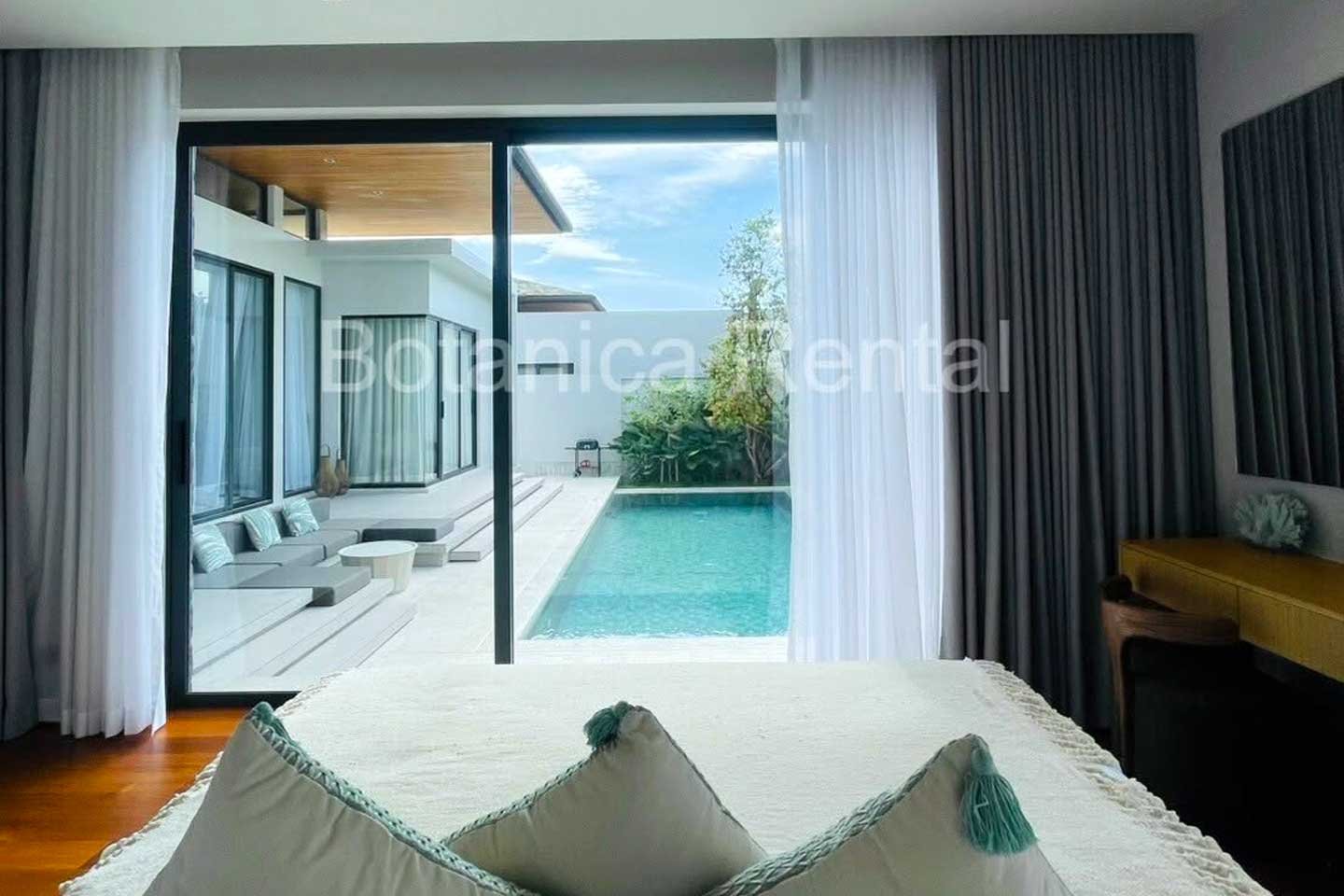 Generous 4-Bedroom Modern Pool Villa in Cherngtalay