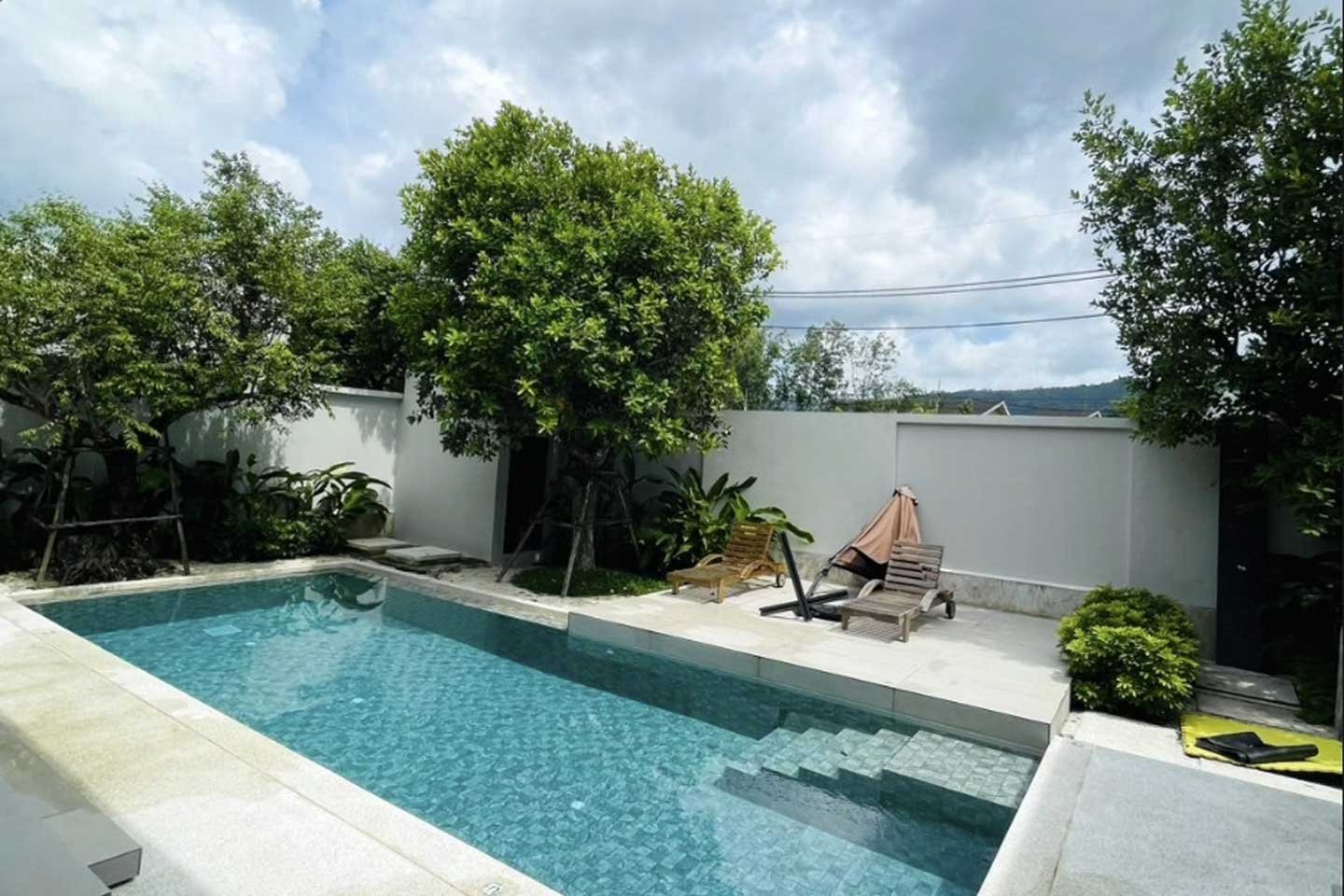 Modern Pool 3-Bedroom Villa for Long-Term Rent near Bangtao