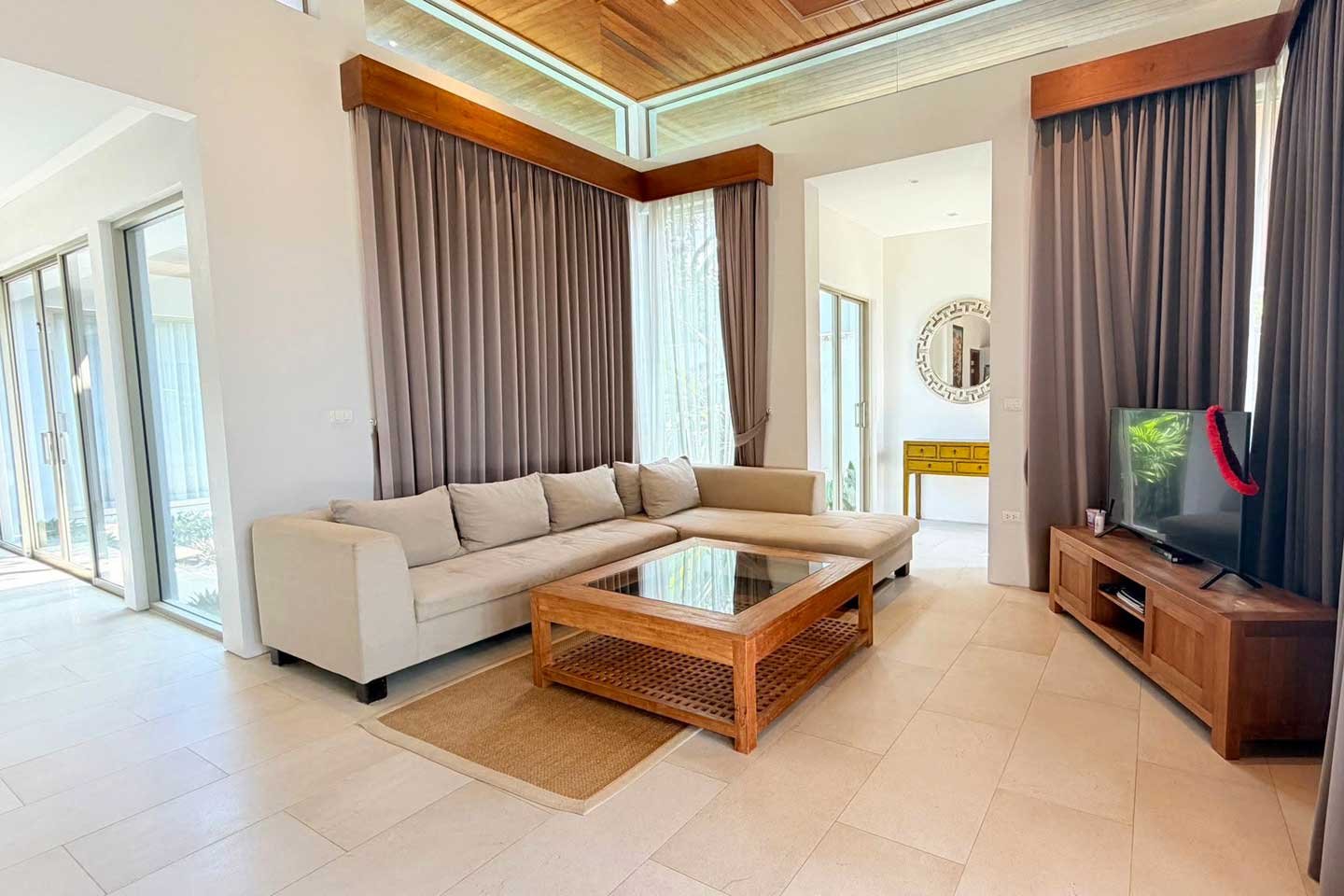 3-Bedroom Private Pool Villa for Long-Term Rent in Bangtao