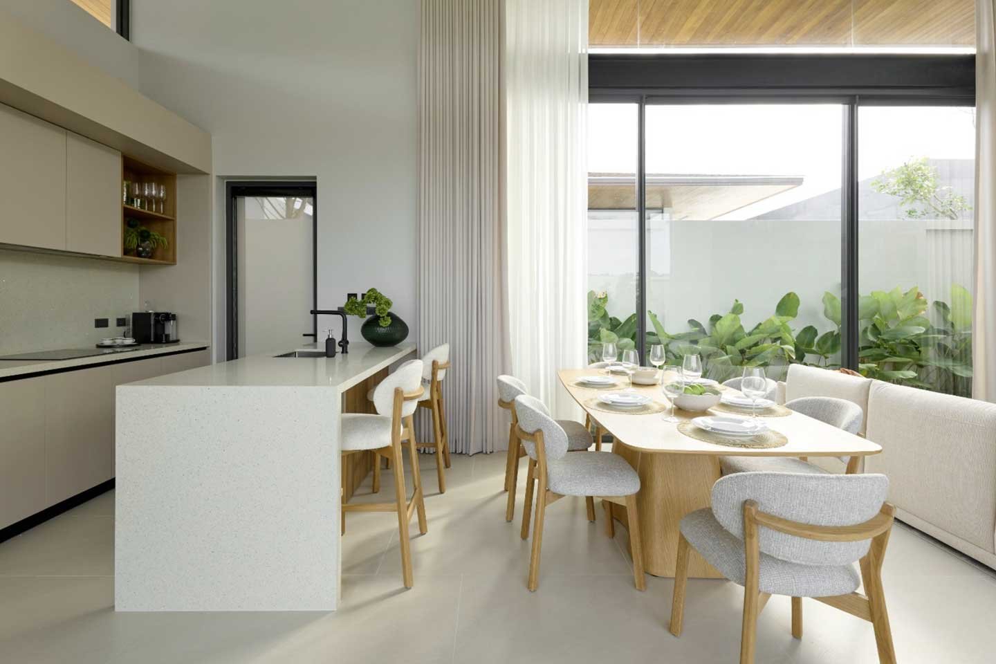 Modern 3-Bedroom Private Pool Villa in Pru Jampa