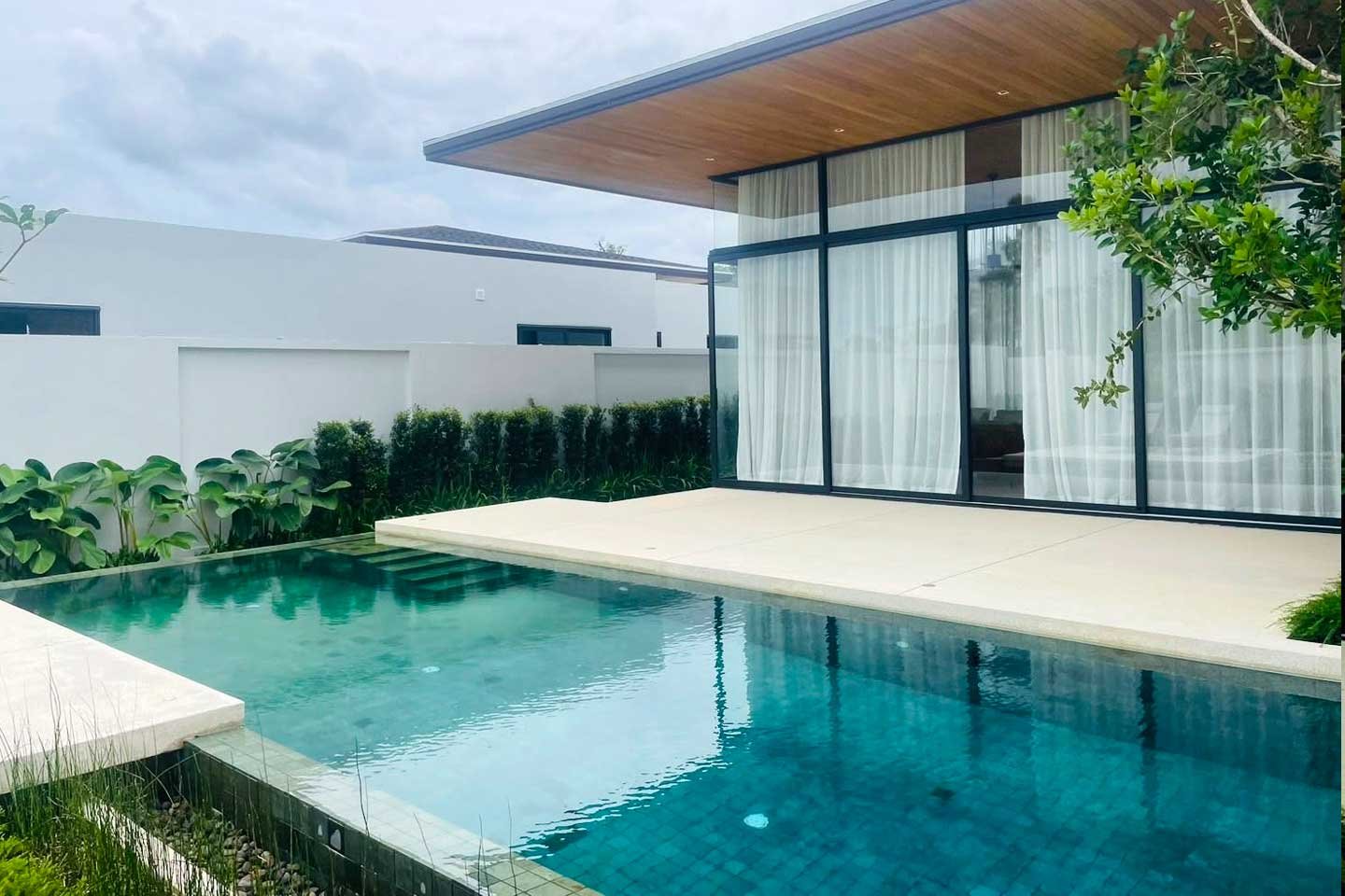 Brand-New 3-Bedroom Private Pool Villa in Pru Jampa