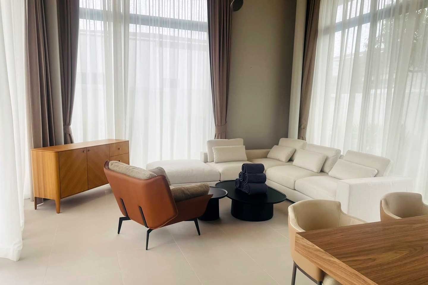 Brand-New 3-Bedroom Private Pool Villa in Pru Jampa