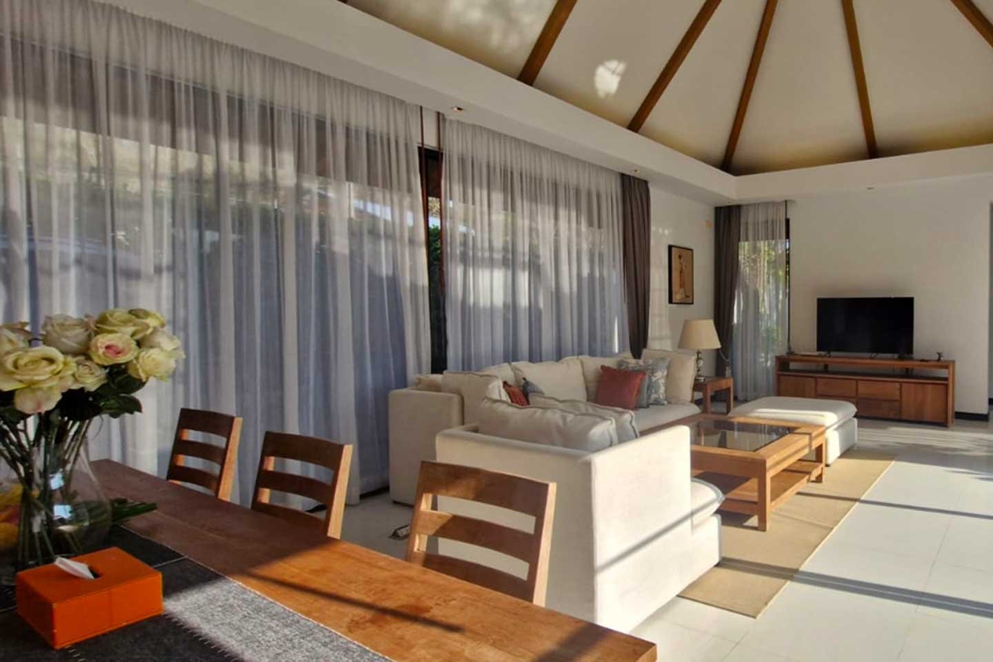 Spacious 3-Bedroom Pool Villa for Rent in Cherngtalay
