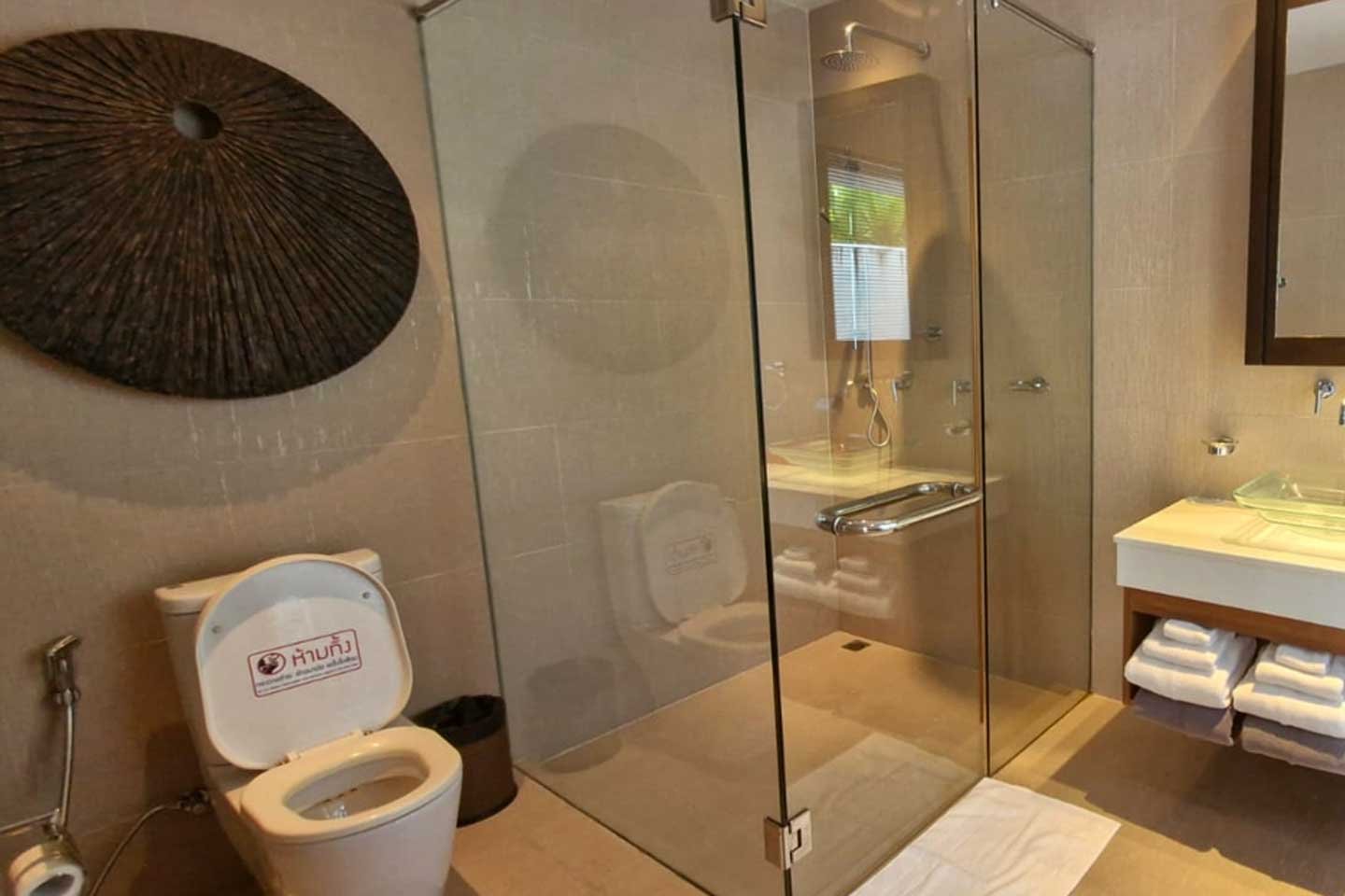 Spacious 3-Bedroom Pool Villa for Rent in Cherngtalay