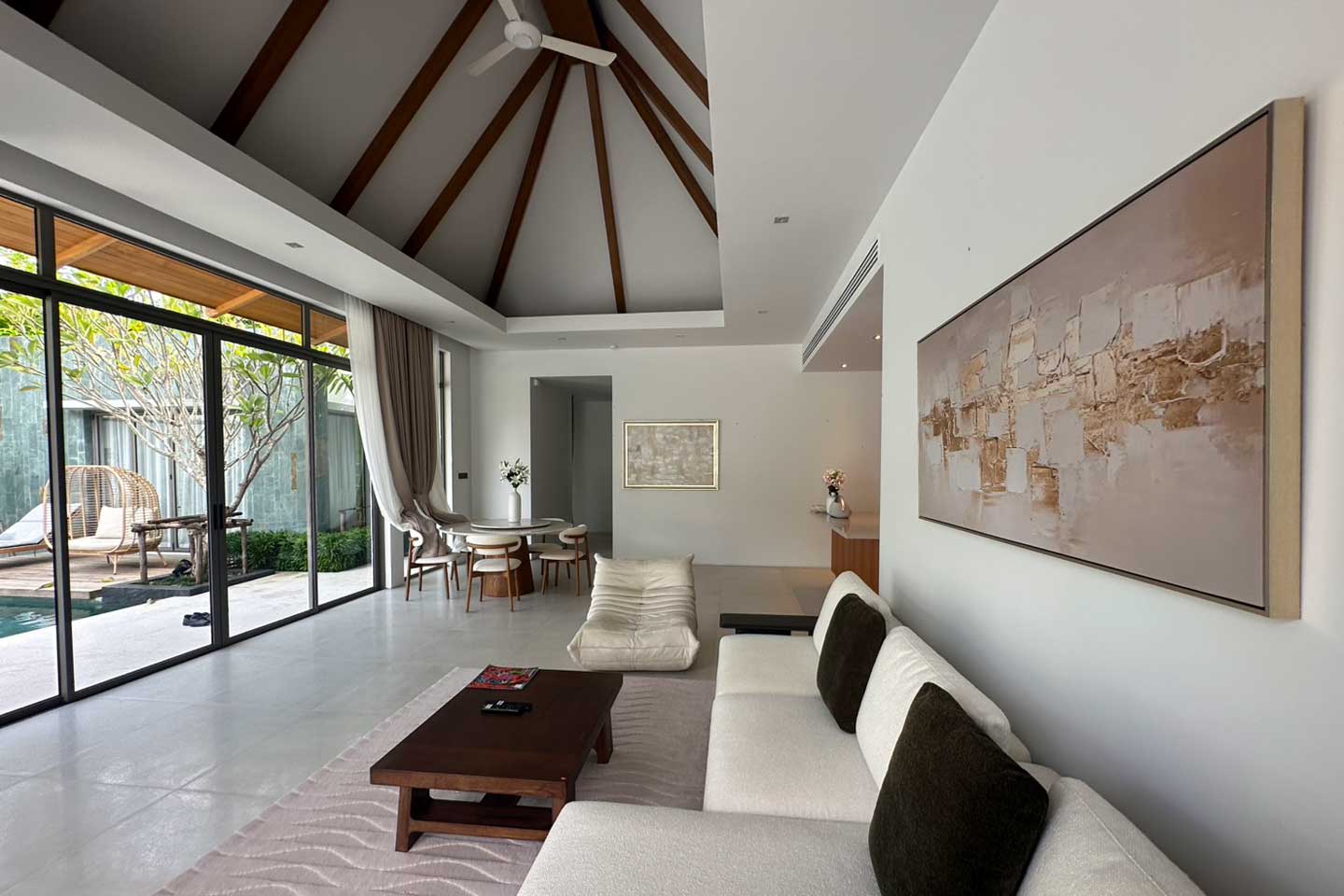 Private 2-Bedroom Pool Villa in Pru Jampa