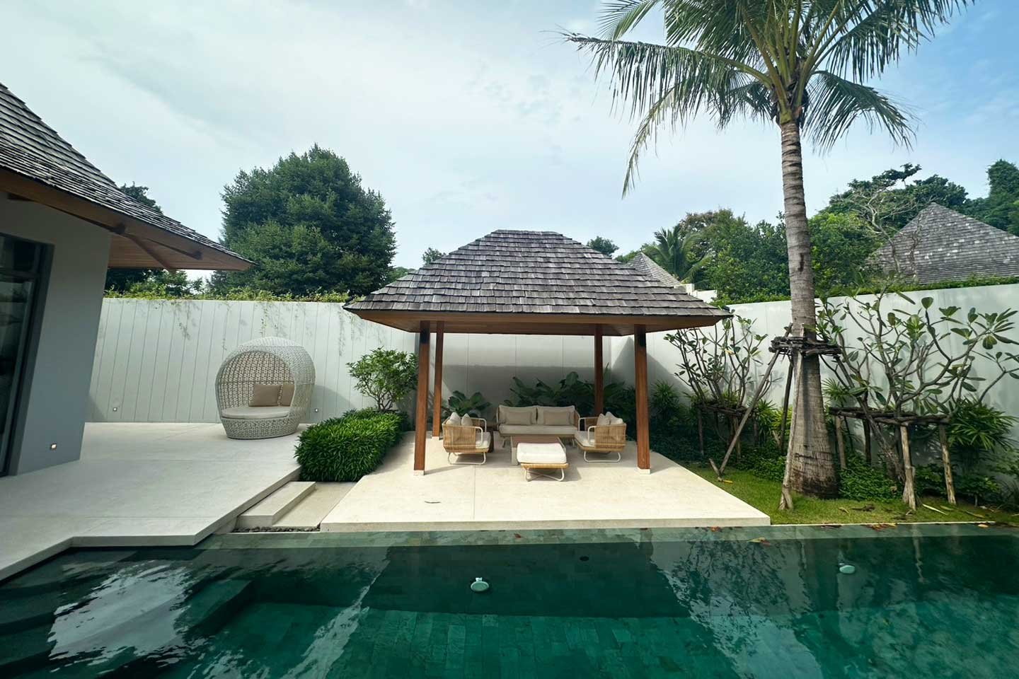 Private 2-Bedroom Pool Villa in Pru Jampa