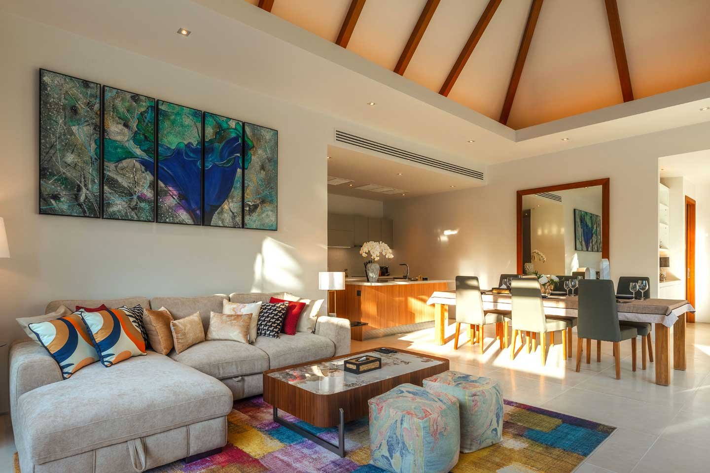 Stylish 2-Bedroom Pool Villa in Pru Jampa
