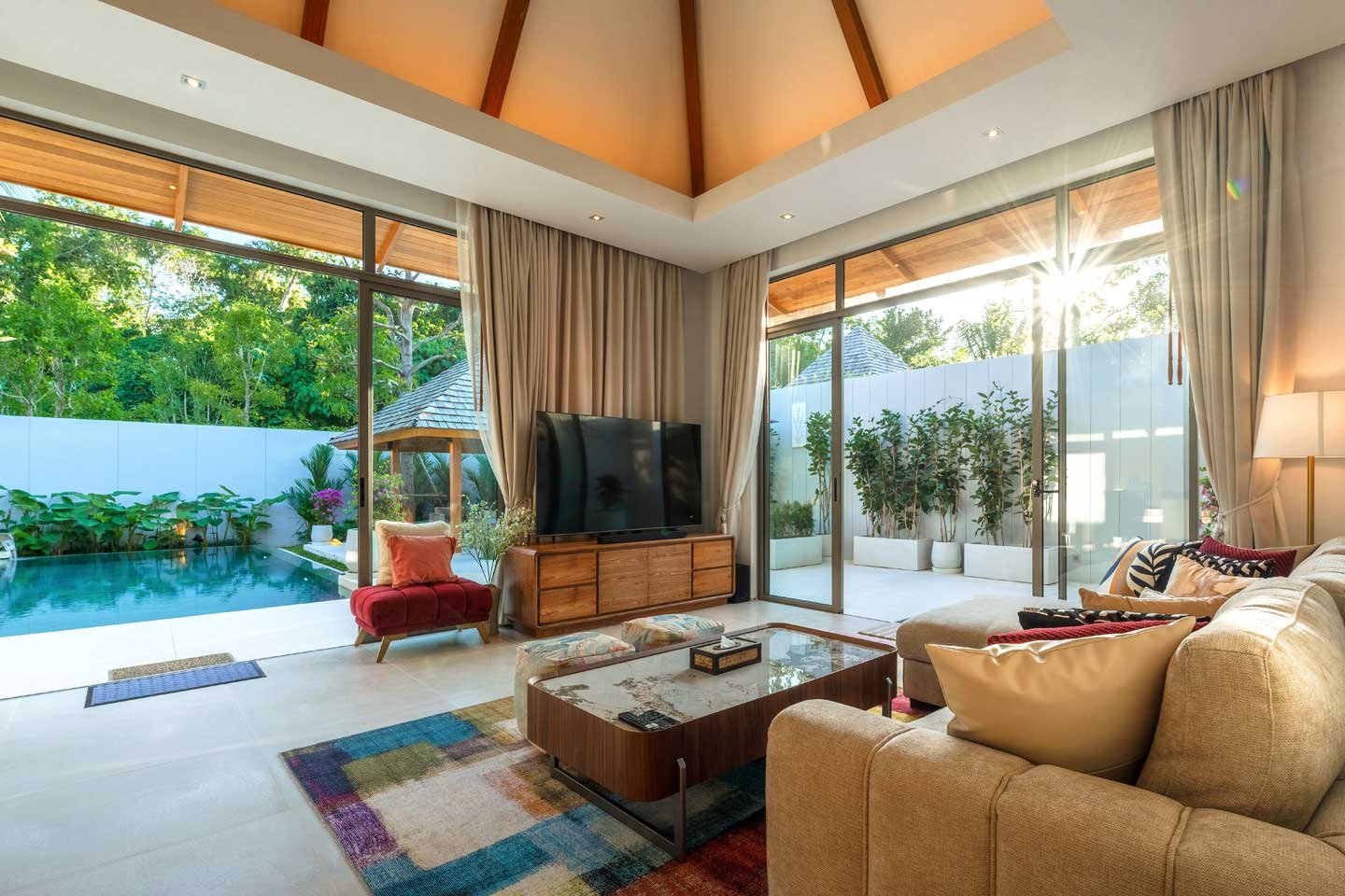 Stylish 2-Bedroom Pool Villa in Pru Jampa