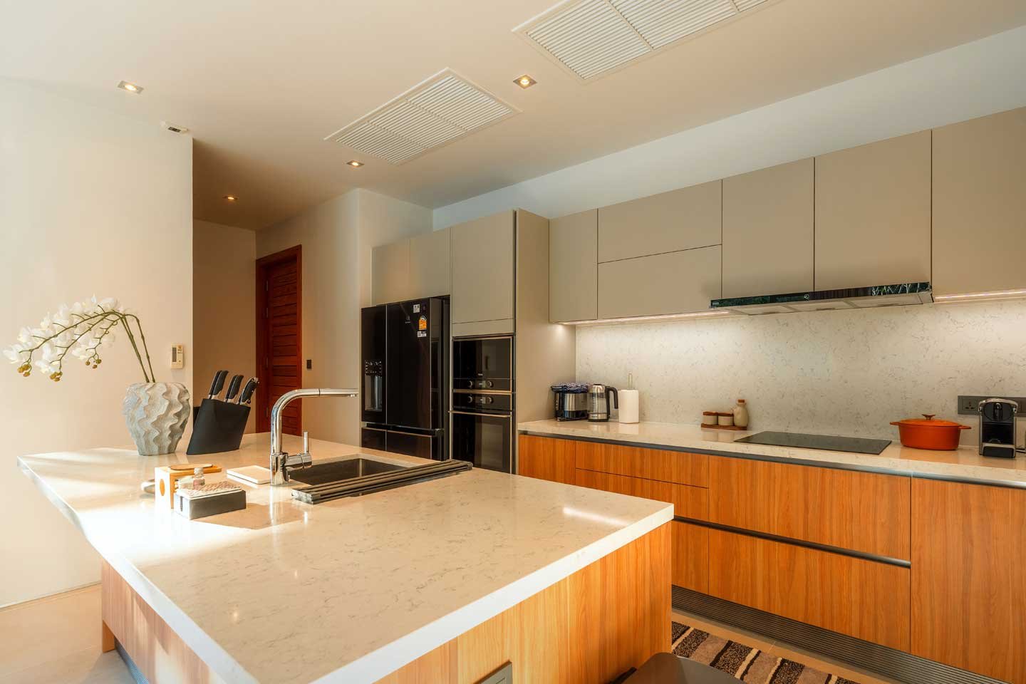 Stylish 2-Bedroom Pool Villa in Pru Jampa