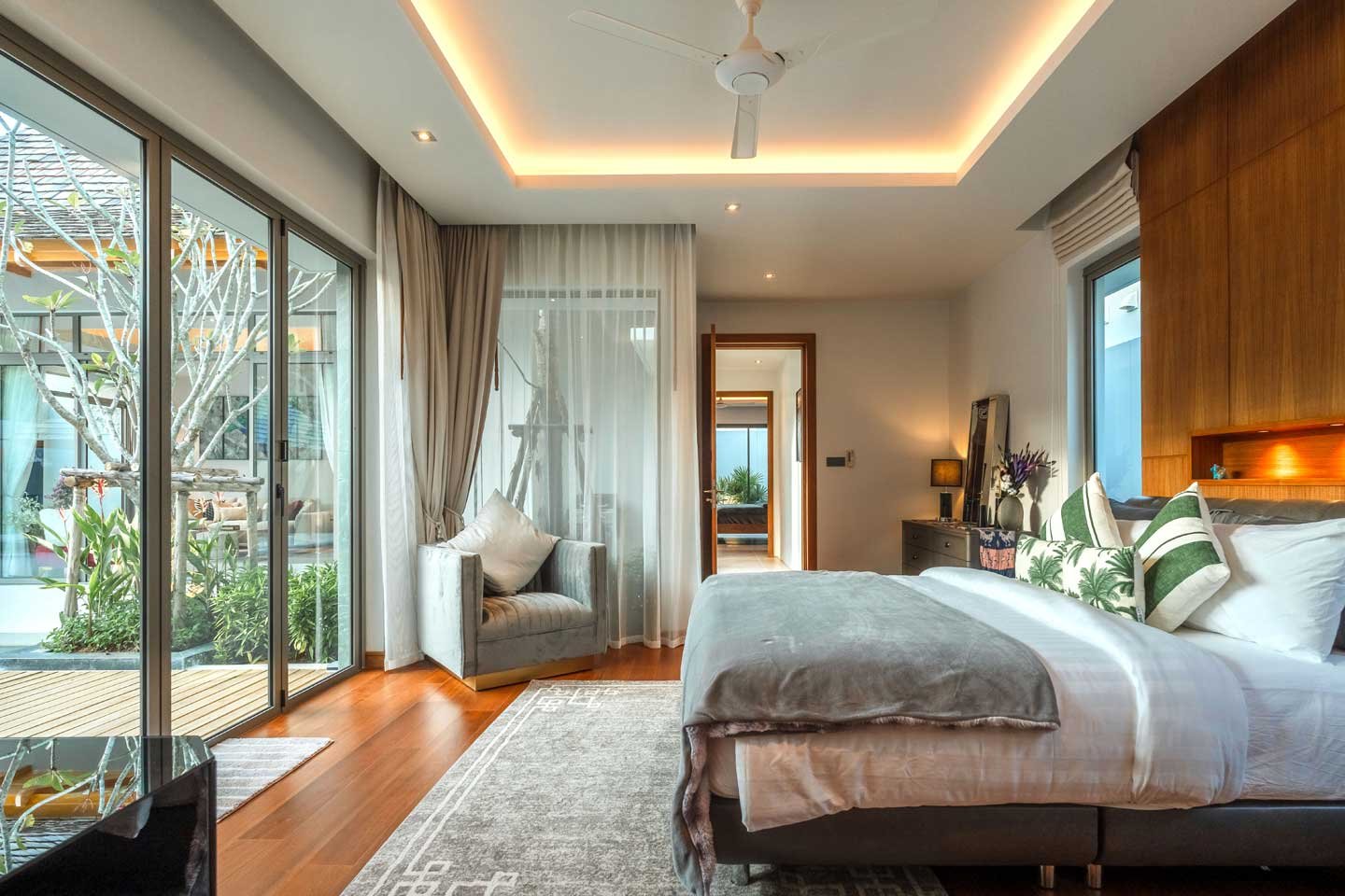 Stylish 2-Bedroom Pool Villa in Pru Jampa