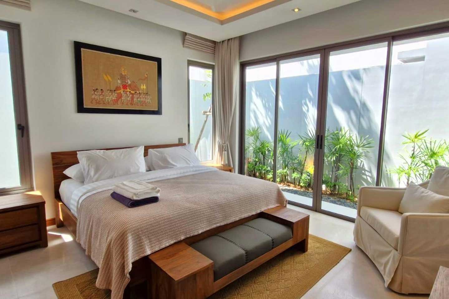 Modern 2-Bedroom Pool Villa in Pru Jampa
